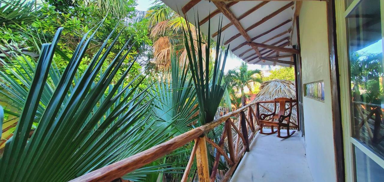 Layla Guesthouse Puerto Morelos Εξωτερικό φωτογραφία