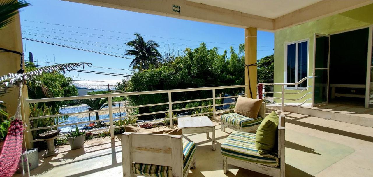 Layla Guesthouse Puerto Morelos Εξωτερικό φωτογραφία